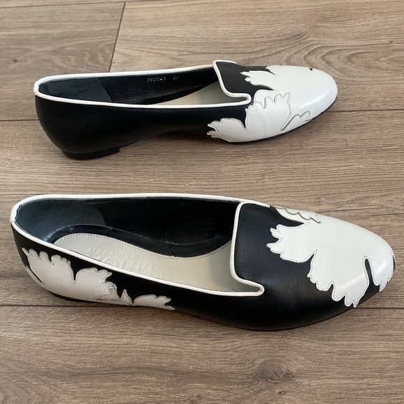 Alexander McQueen Women's Leather Loafers Black and White Floral Print size 37 - Picture 9 of 10